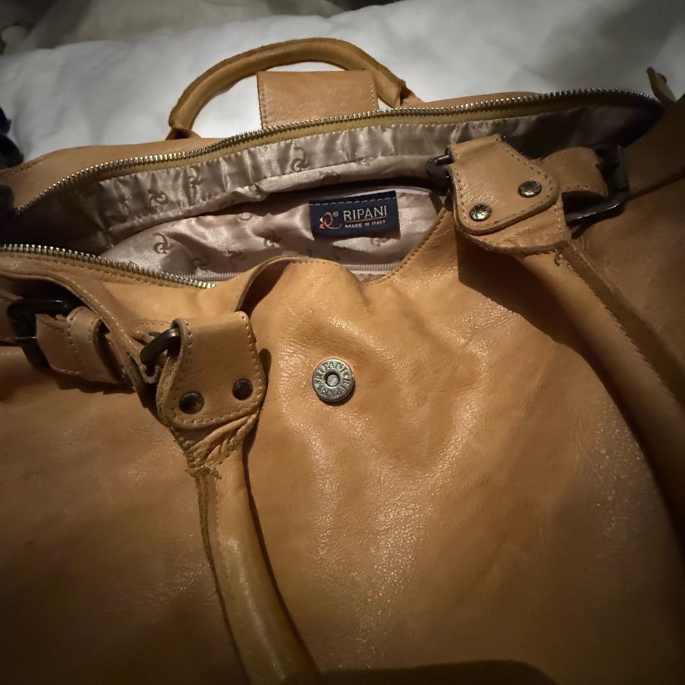 Yellow Ripani Purse - Picture 3 of 7